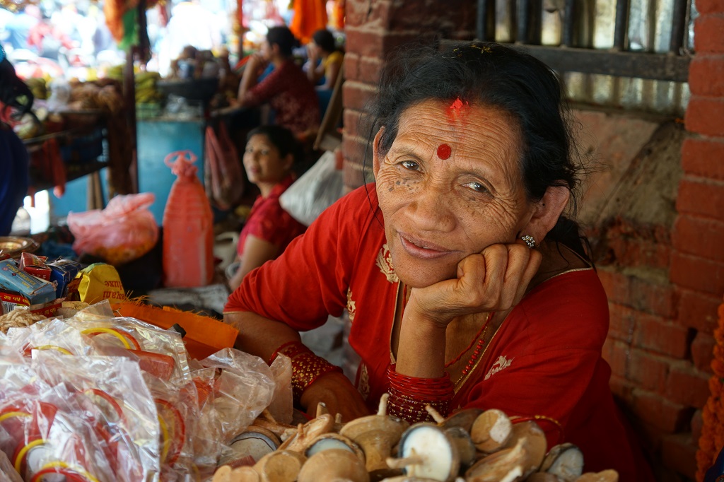 Третий день путешествия по Непалу: Патан/Лалитпур, польза от привычки заглядывать в подворотни
